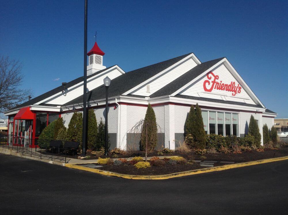 Friendly's • Medford Restaurant